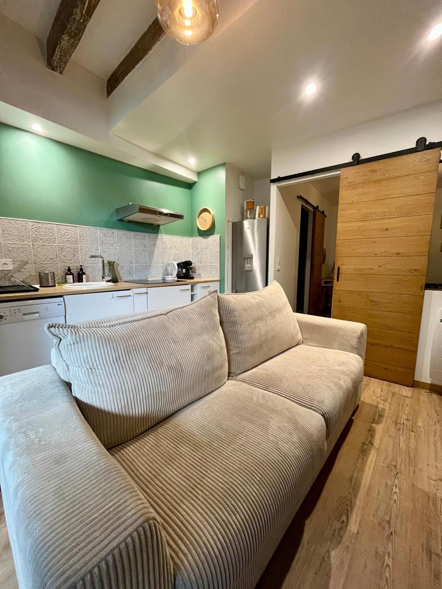 La Cour Chartraine - Cosy Appartement Avec Cour Exterieur A בלואה מראה חיצוני תמונה